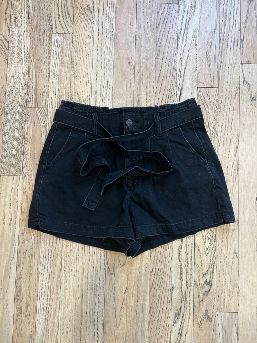 New American Eagle High-Waist Black Tie-Belt Women's Denim Jean Shorts size 6